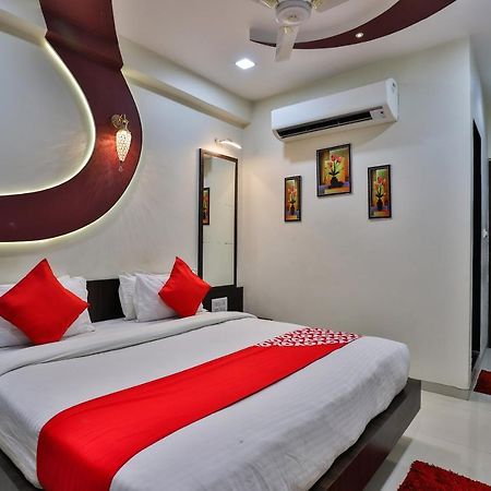 Collection O 7557 Hotel Shiv Kunj Exotica Naroda Exteriér fotografie