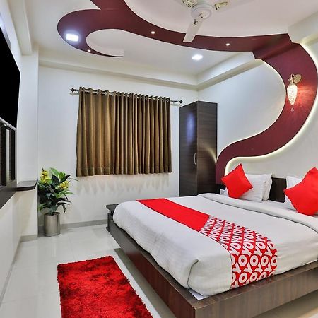 Collection O 7557 Hotel Shiv Kunj Exotica Naroda Exteriér fotografie
