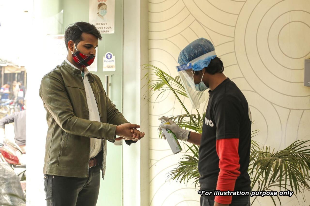 Collection O 7557 Hotel Shiv Kunj Exotica Naroda Exteriér fotografie