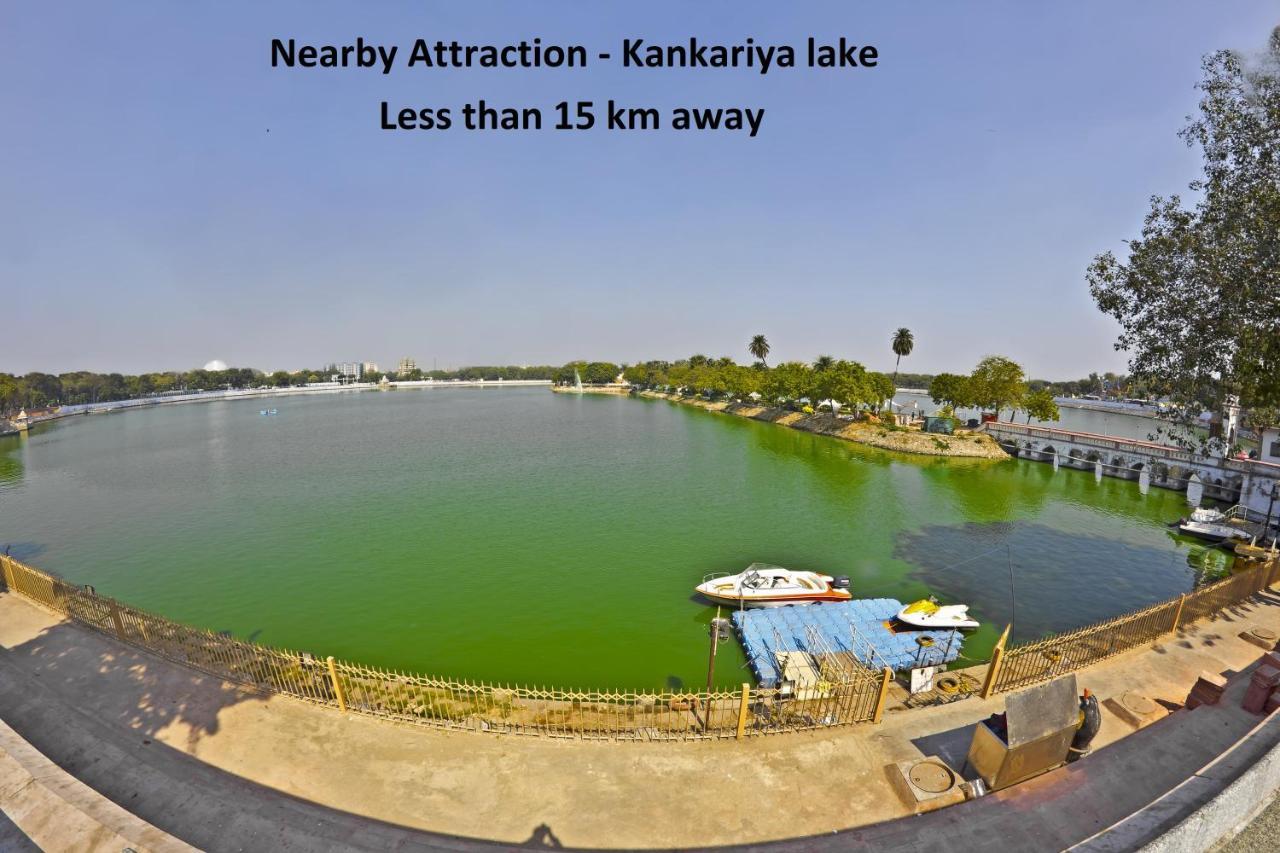 Collection O 7557 Hotel Shiv Kunj Exotica Naroda Exteriér fotografie