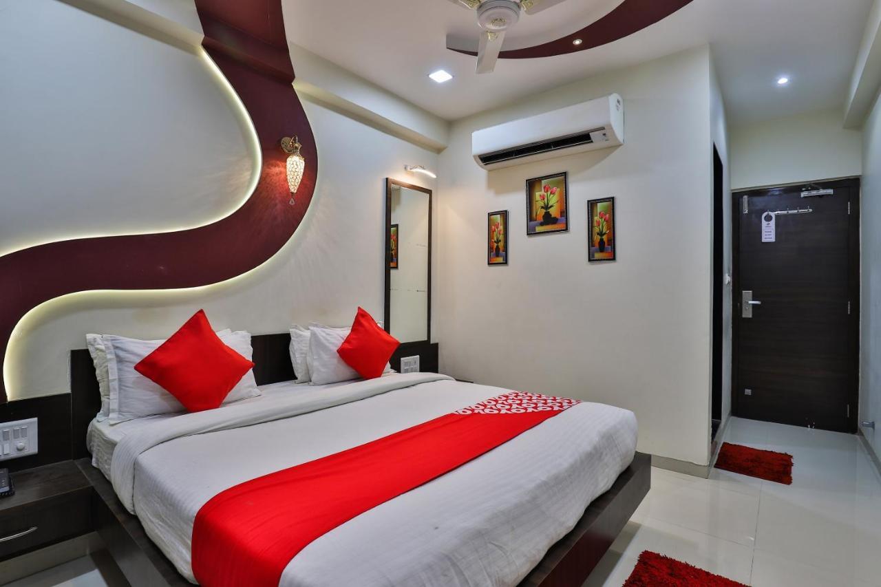 Collection O 7557 Hotel Shiv Kunj Exotica Naroda Exteriér fotografie